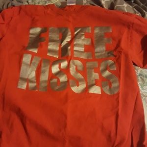 Free kisses/ i just want to party